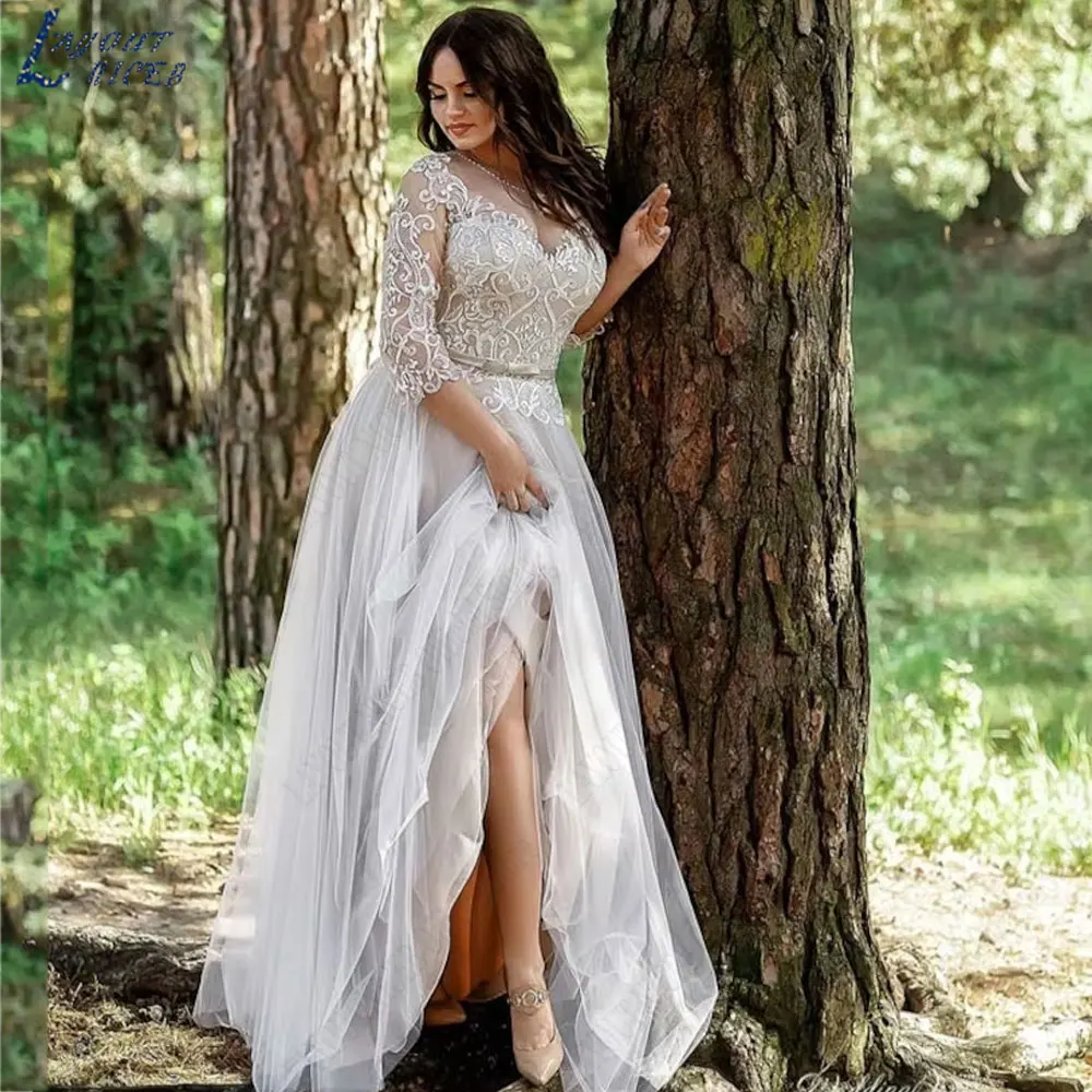 Женское свадебное платье с кружевной аппликацией - Фотография_3