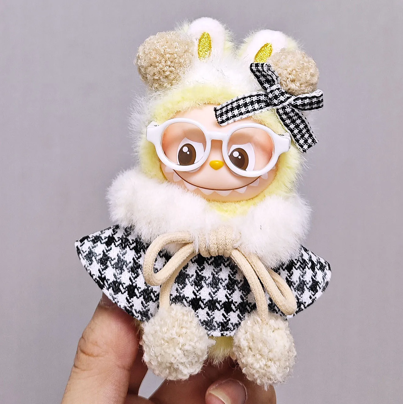 Мини-набор одежды labubu с сердечным кодом 4-го поколения на 10 см - Фотография_3