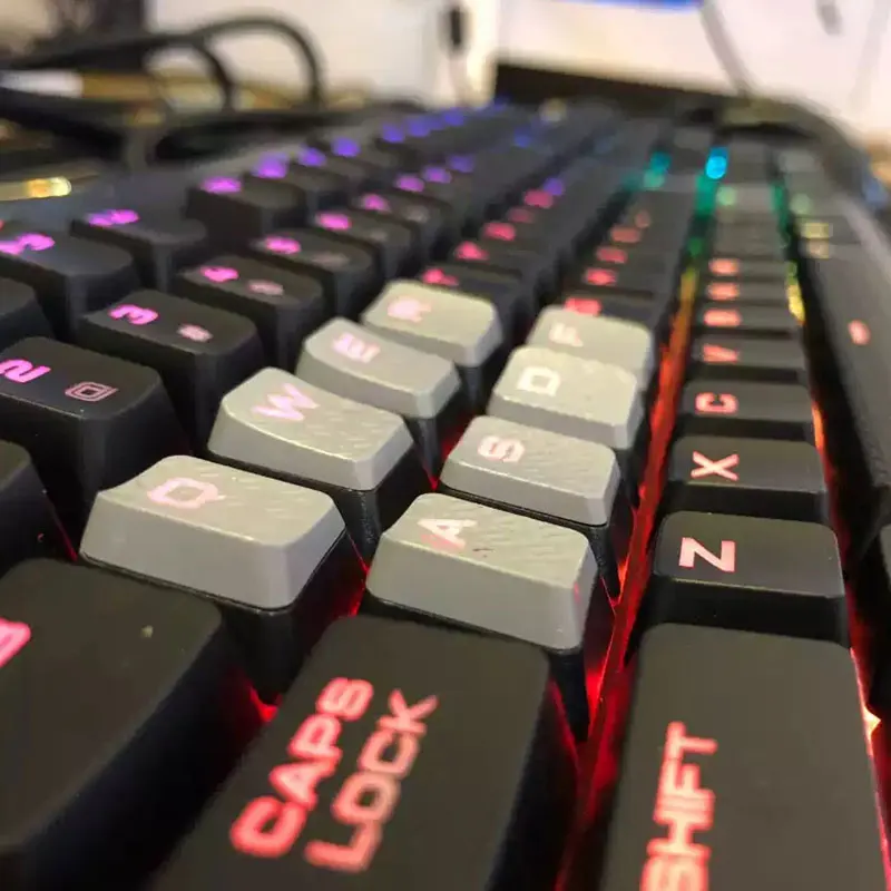 Механическая клавиатура corsair - Фотография_2