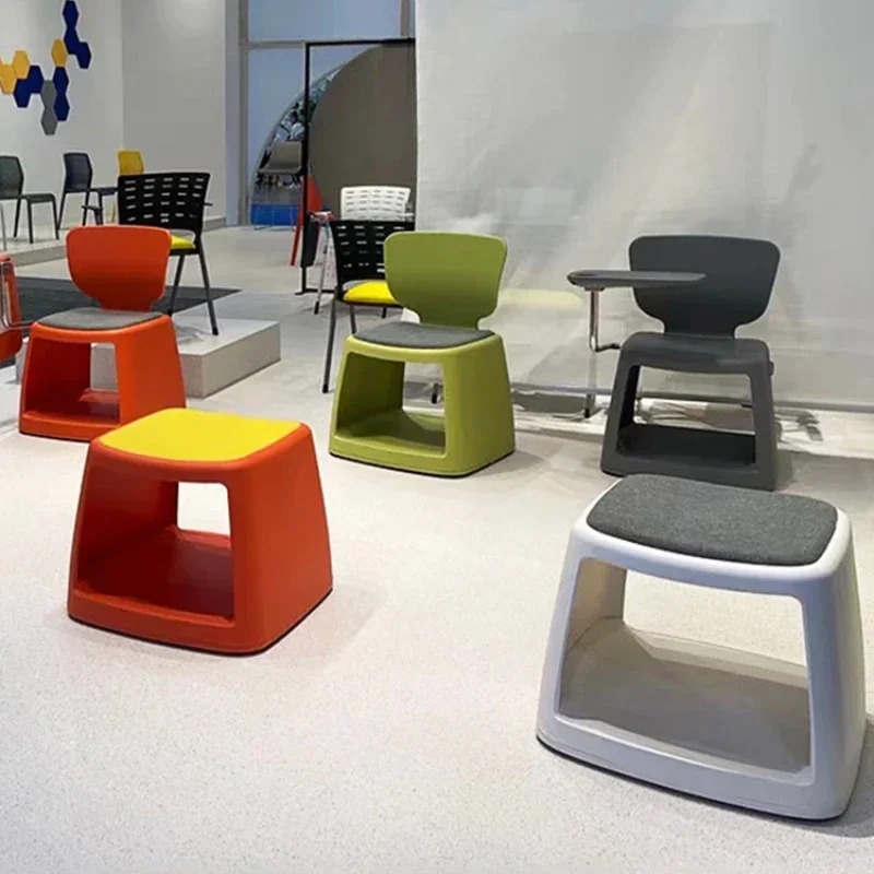 Учебный стул для конференций с доской для письма