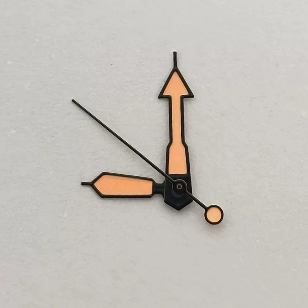 Новая стрелка с черными краями - Фотография_4