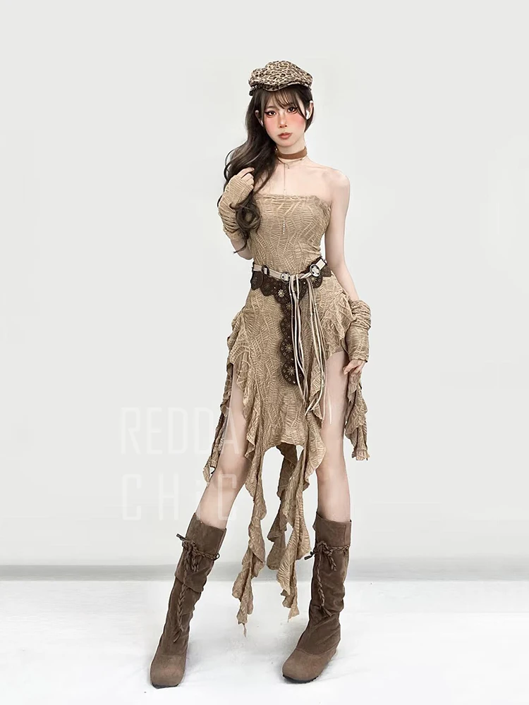 Reddachic пшеничное текстурированное платье-труба с рукавами - Фотография_4