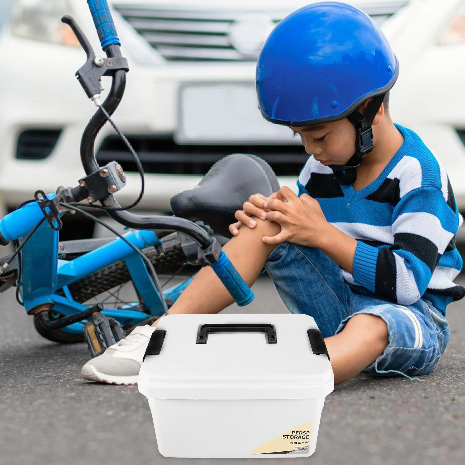 Многослойная бытовая аптечка