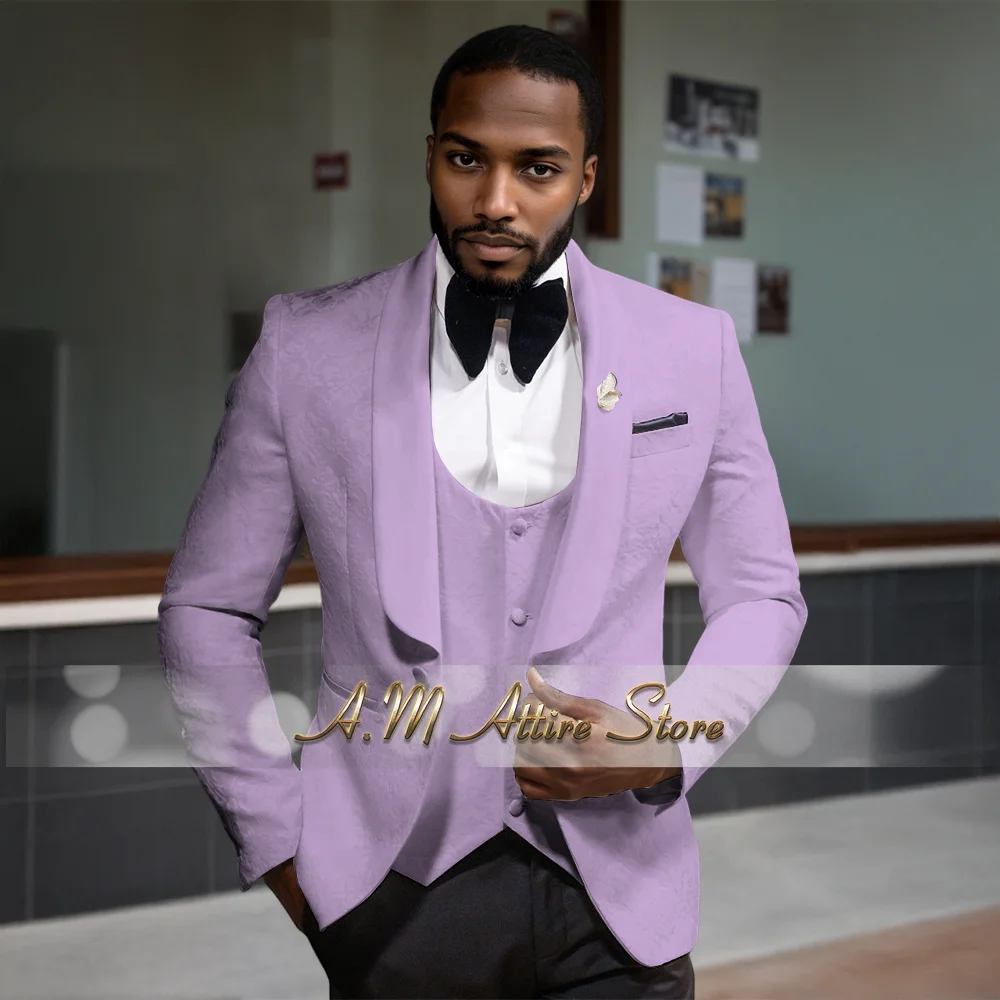 Белый жаккардовый мужской костюм из трех предметов - Фотография_3