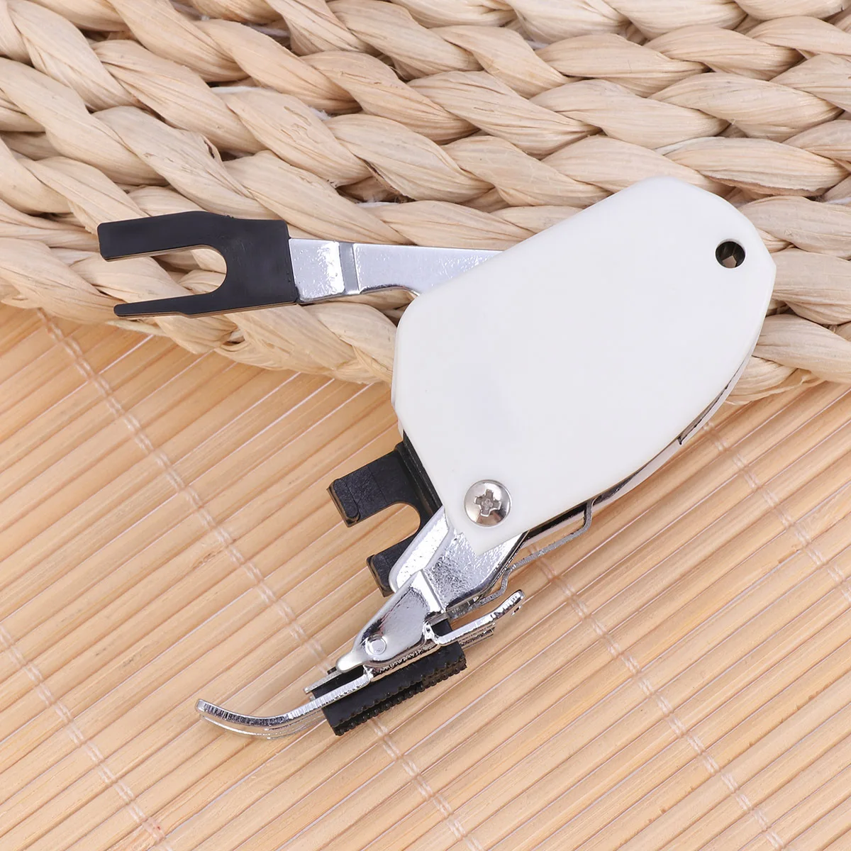 Прочная прочная твердая пластиковая металлическая лапка для швейной машины