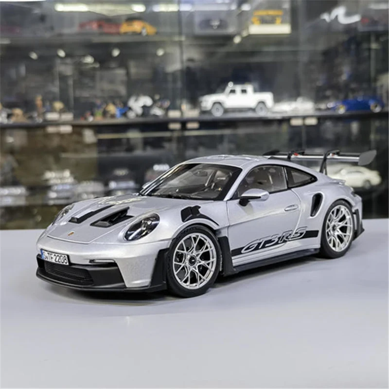 1:36 porsche 911 992 gt3 rs модель