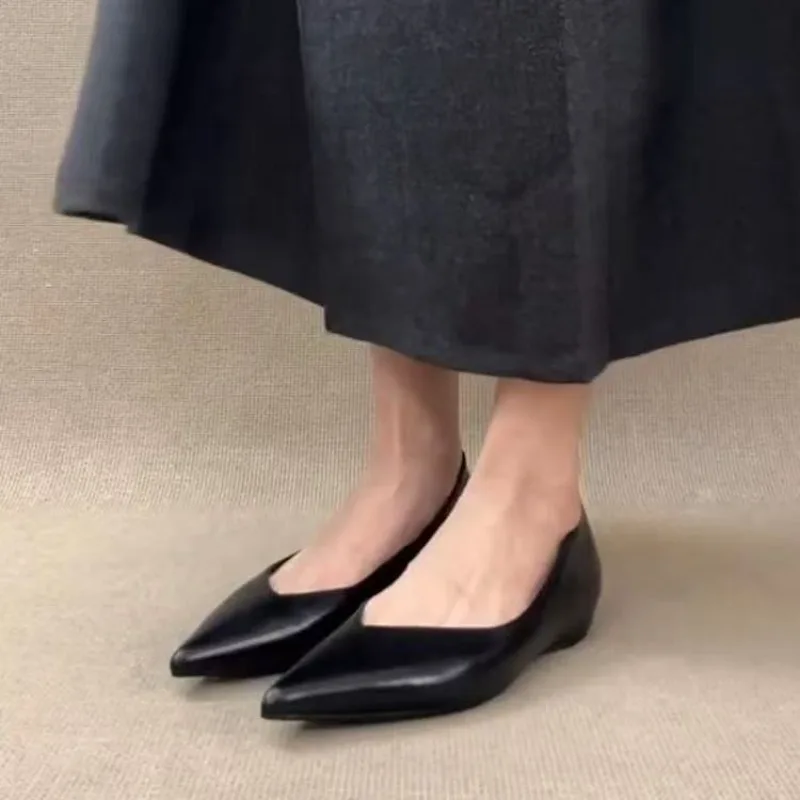 Белый дизайн, весенне-осенняя женская обувь мэри джейн с острым носком - Фотография_3