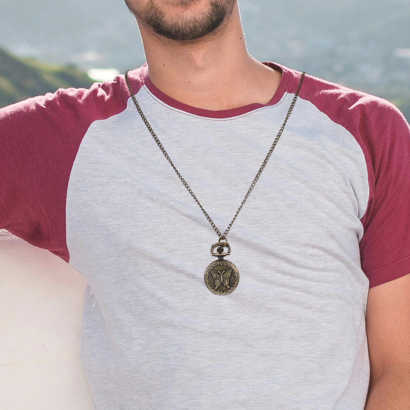 Винтажные карманные часы с узором бабочек - Фотография_3