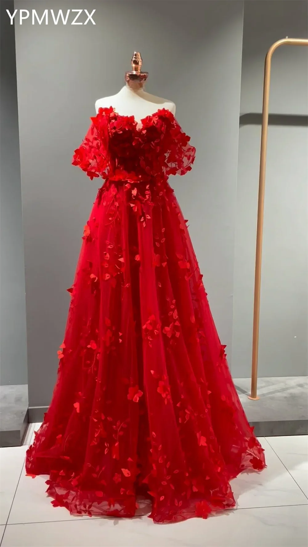 Платье для выпускного вечера по индивидуальному заказу - Фотография_3