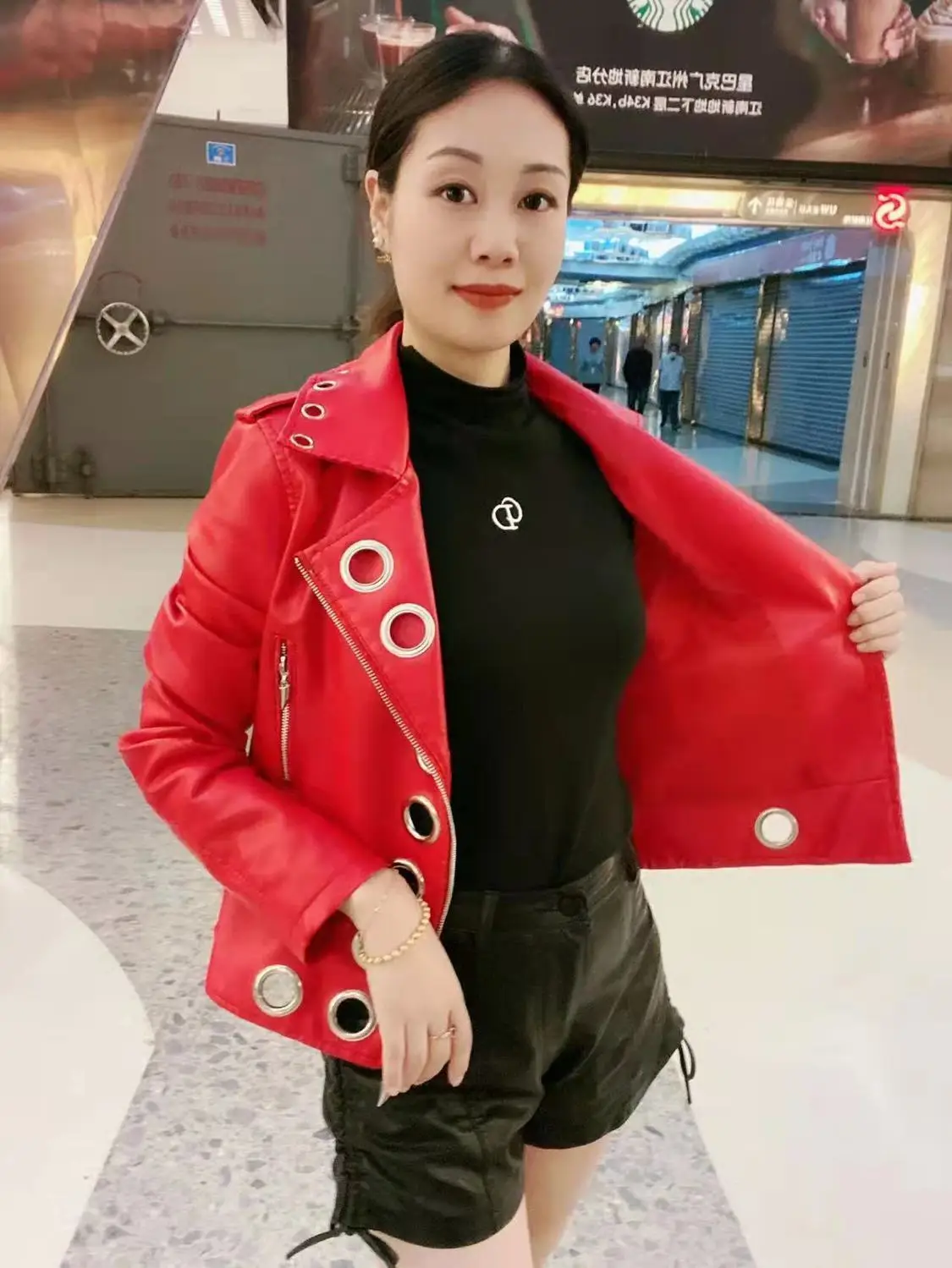 Женская мотоциклетная куртка из искусственной кожи - Фотография_6