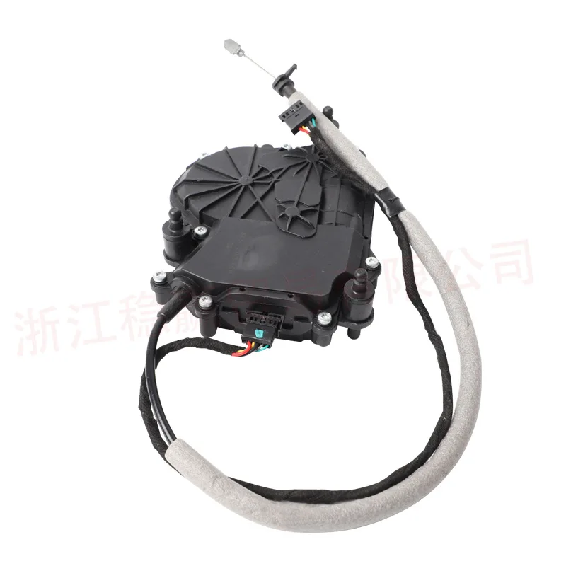 51247383561 привод замка задней двери багажника - Фотография_5