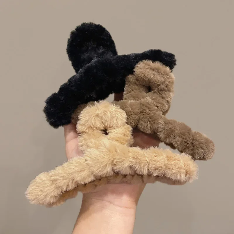 Большие плюшевые заколки для волос в виде акулы - Фотография_2