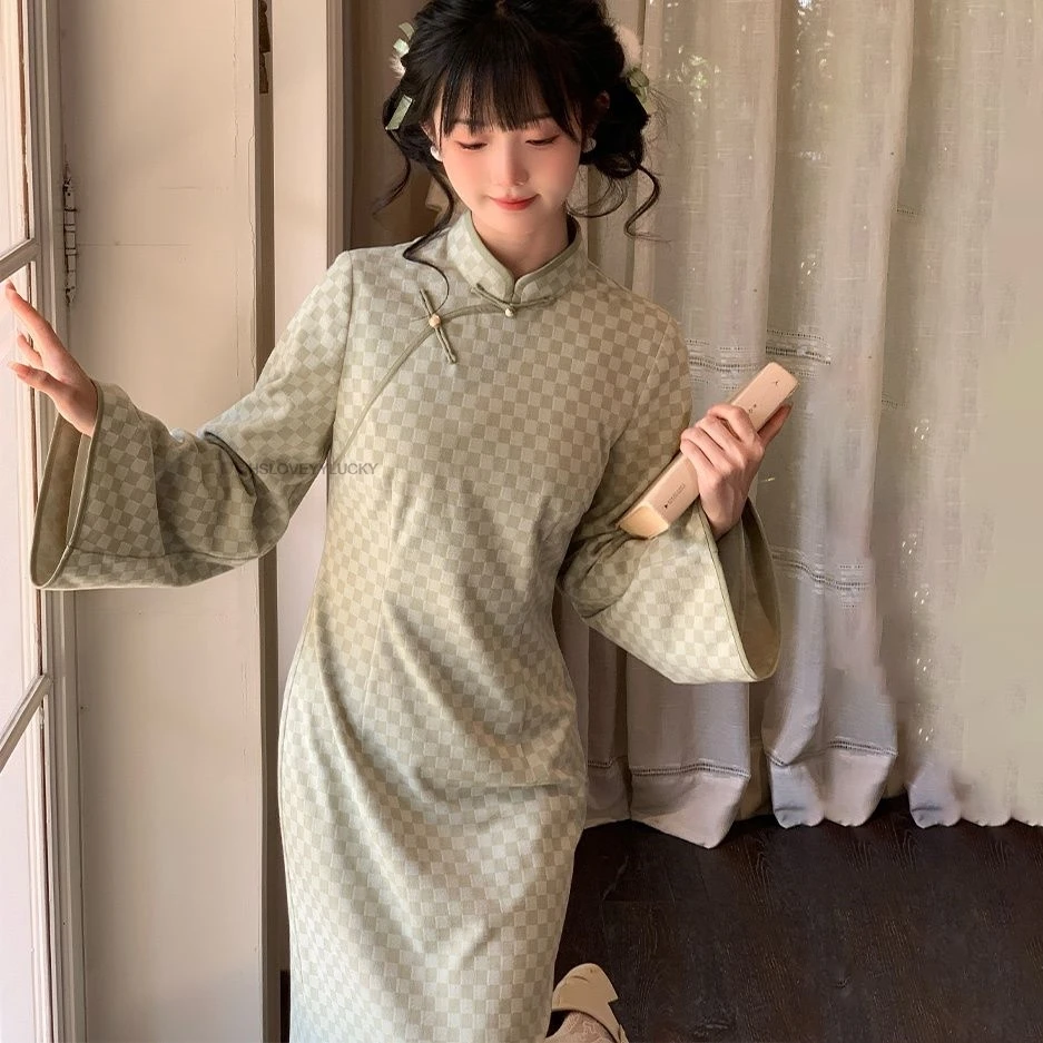 Жилет с вышивкой китайского кота - Фотография_6