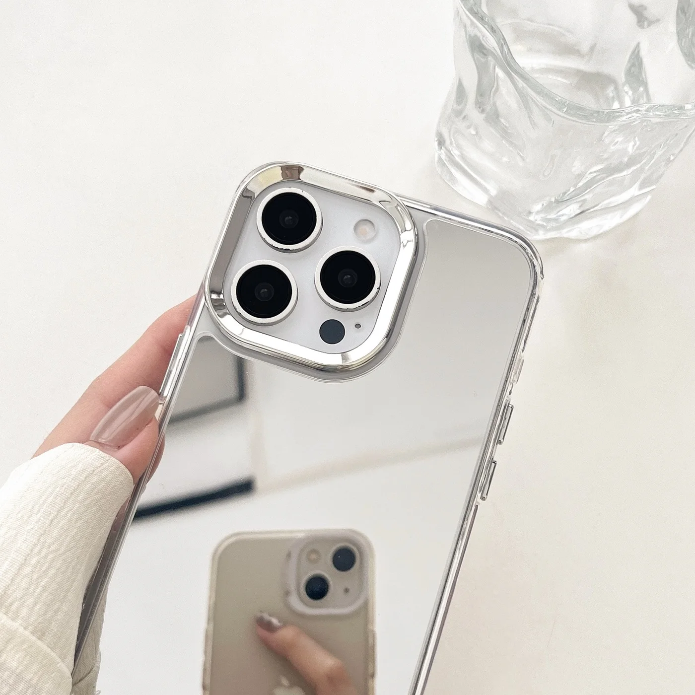 Роскошный зеркальный чехол для телефона с зеркалом для iphone 17 - Фотография_5