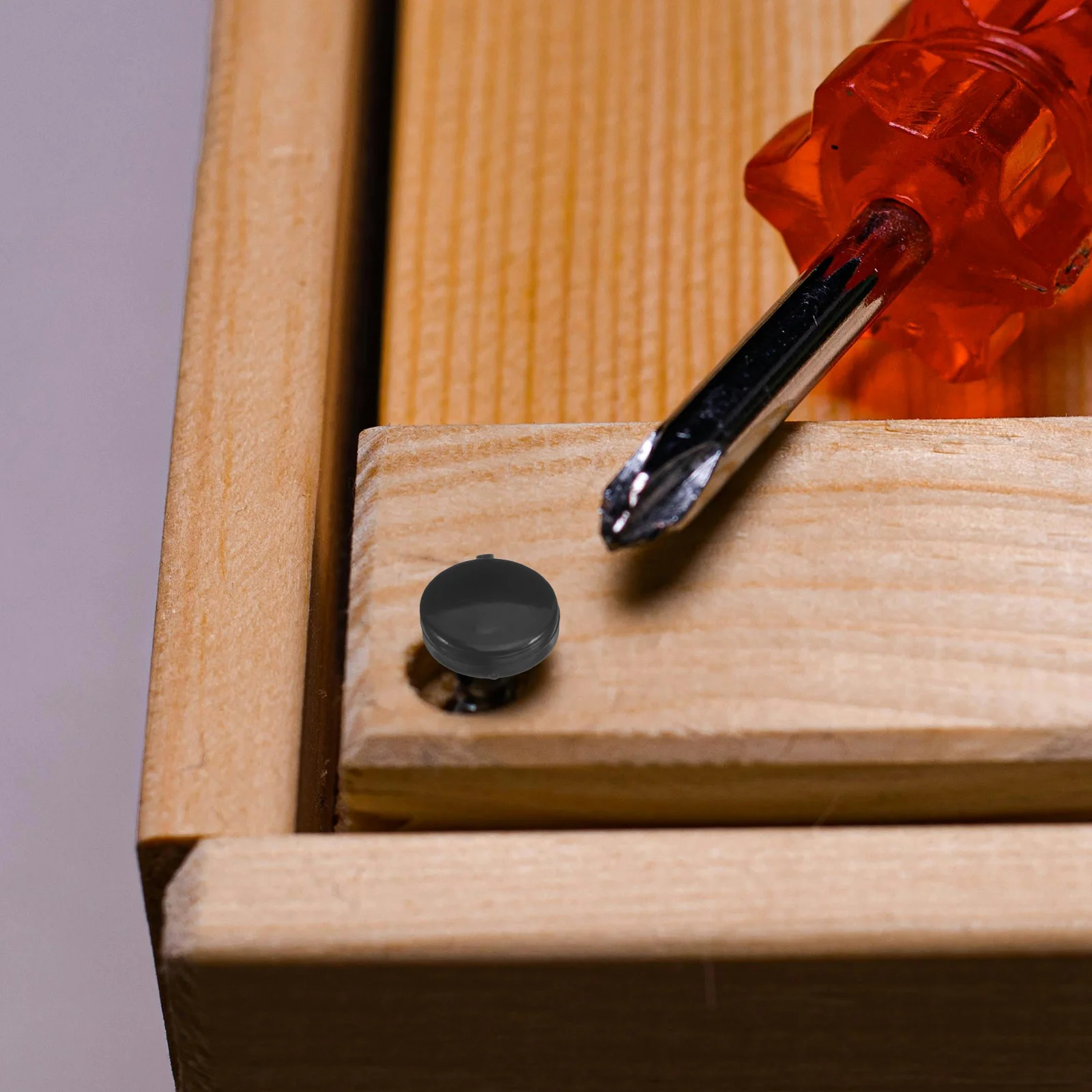 Винтовые крышки, белые пластиковые