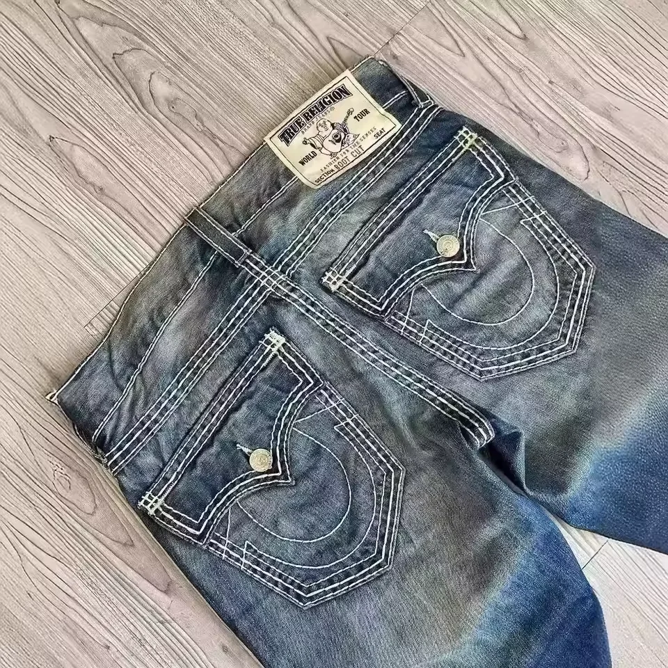 Модные джинсы high street