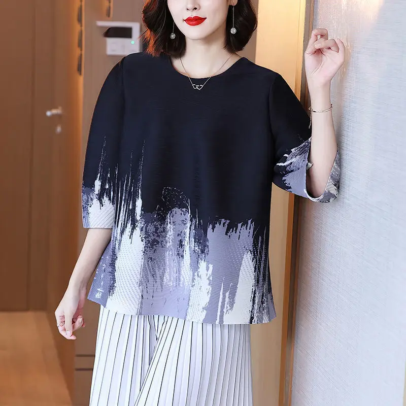 Женская блузка с круглым вырезом - Фотография_3