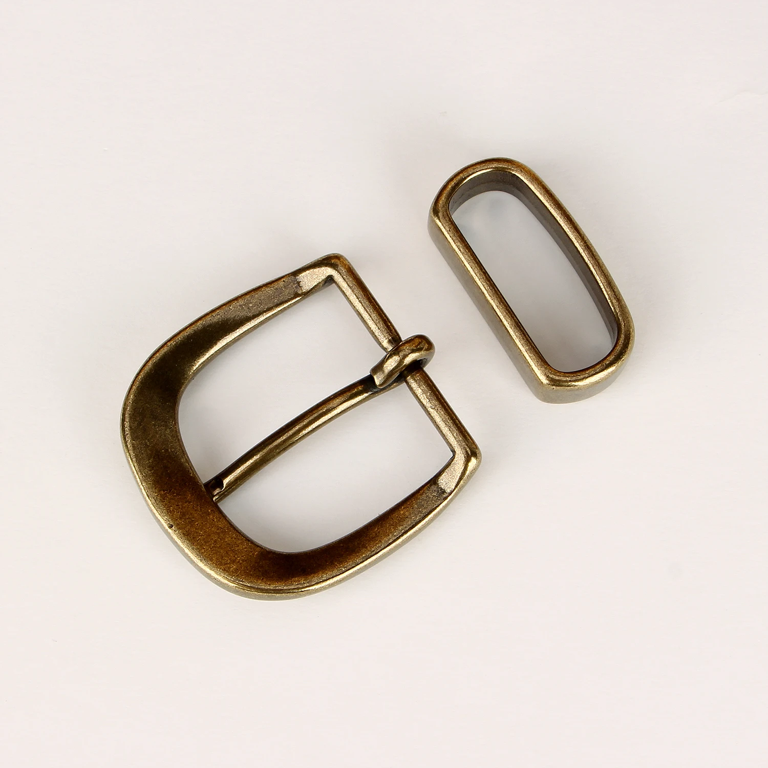 35 мм мужские однотонные латунные пряжки - Фотография_5