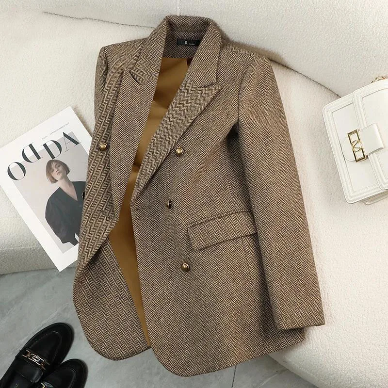 Женский осенне-зимний пиджак с длинными рукавами - Фотография_3