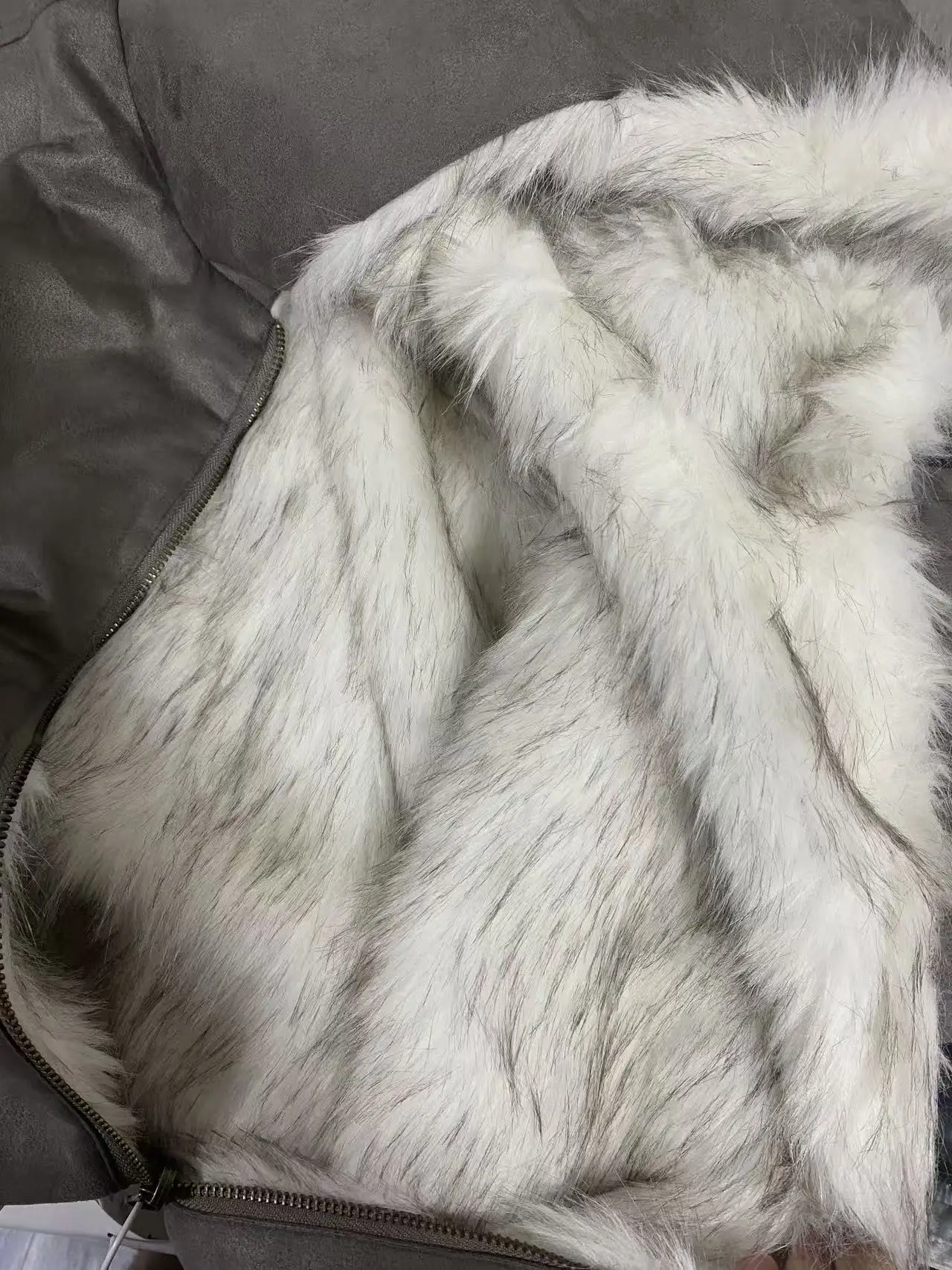 Женские парки коричневого цвета - Фотография_5