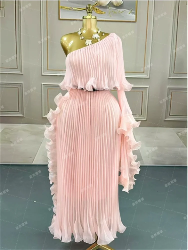 Miyake модное дизайнерское платье с наклонными плечами - Фотография_3
