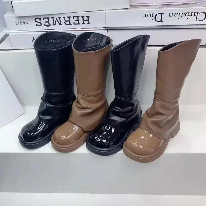 Модные длинные сапоги из лакированной кожи для девочек - Фотография_4