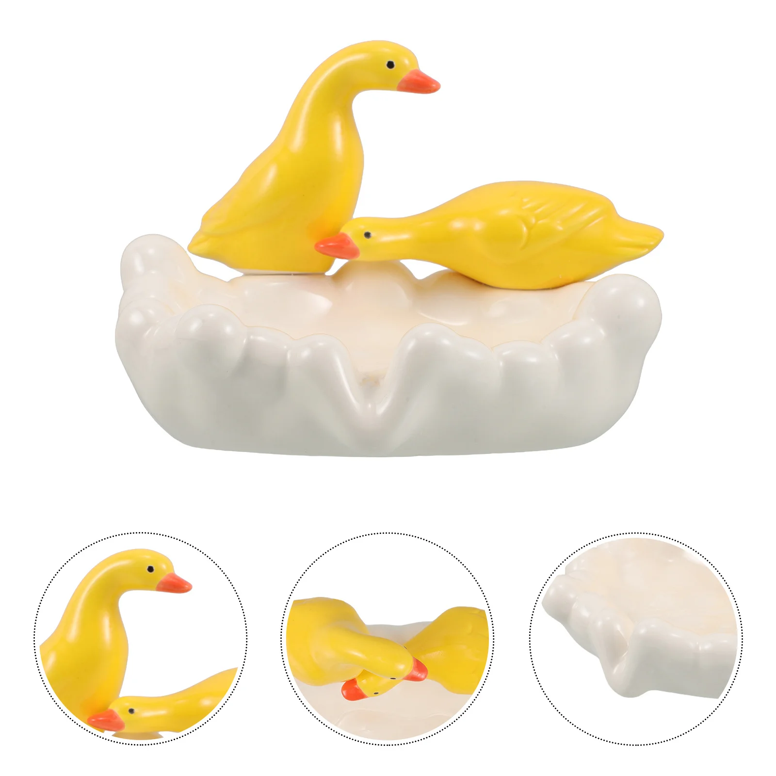 Керамическая мыльница с милой уткой