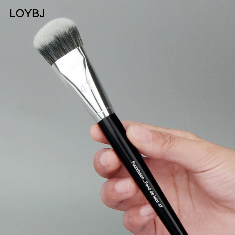 Профессиональная кисть для тональной основы loybj - Фотография_2
