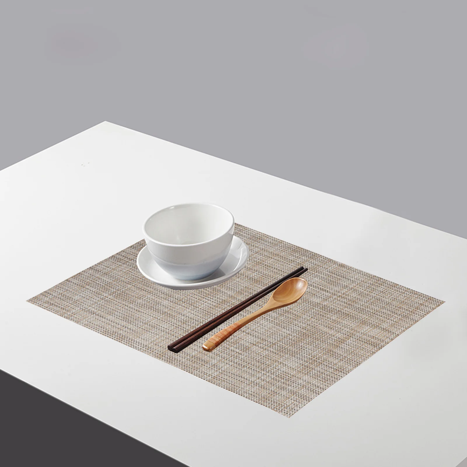 Плетеные салфетки из пвх из ротанга - Фотография_3