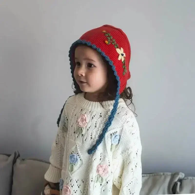 Детская шляпа с цветочной вышивкой ручной вязки - Фотография_6