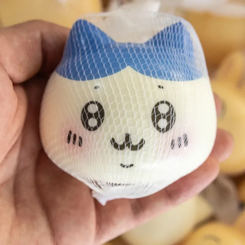 Chiikawas pinch fun hachiware usagi - Фотография_2