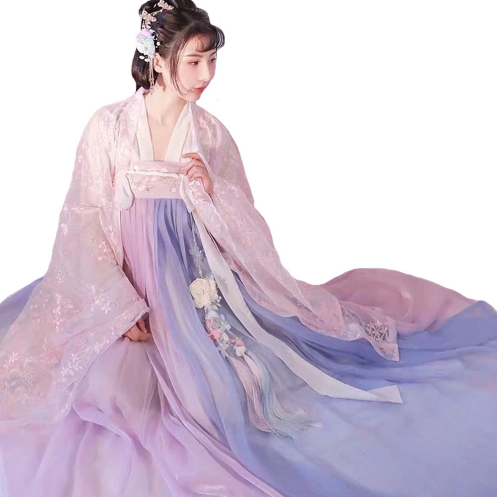 Древнее китайское платье ханьфу