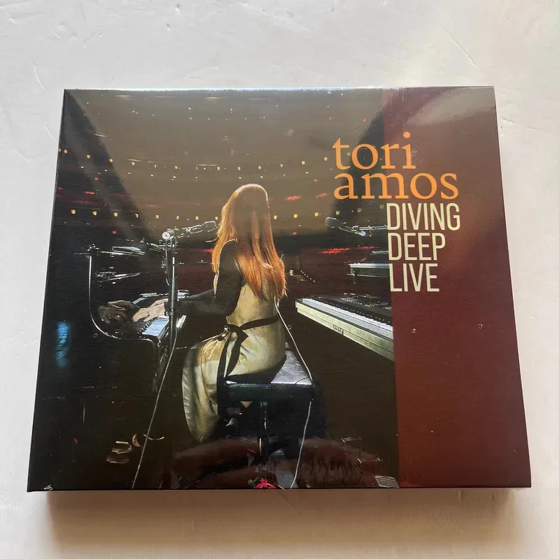 Классический музыкальный компакт-диск tori amos для дайвинга