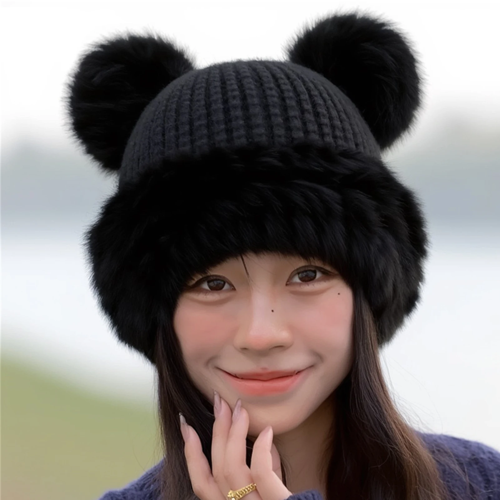 Вязаная шапка с медвежьими ушками - Фотография_3