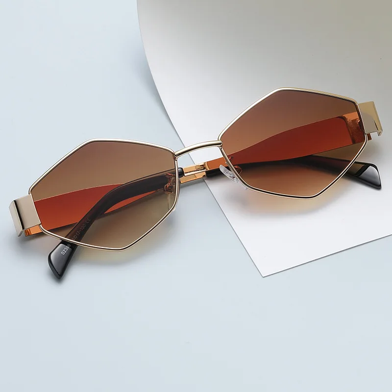 Vintage special-shaped sunglasses - Фотография_3