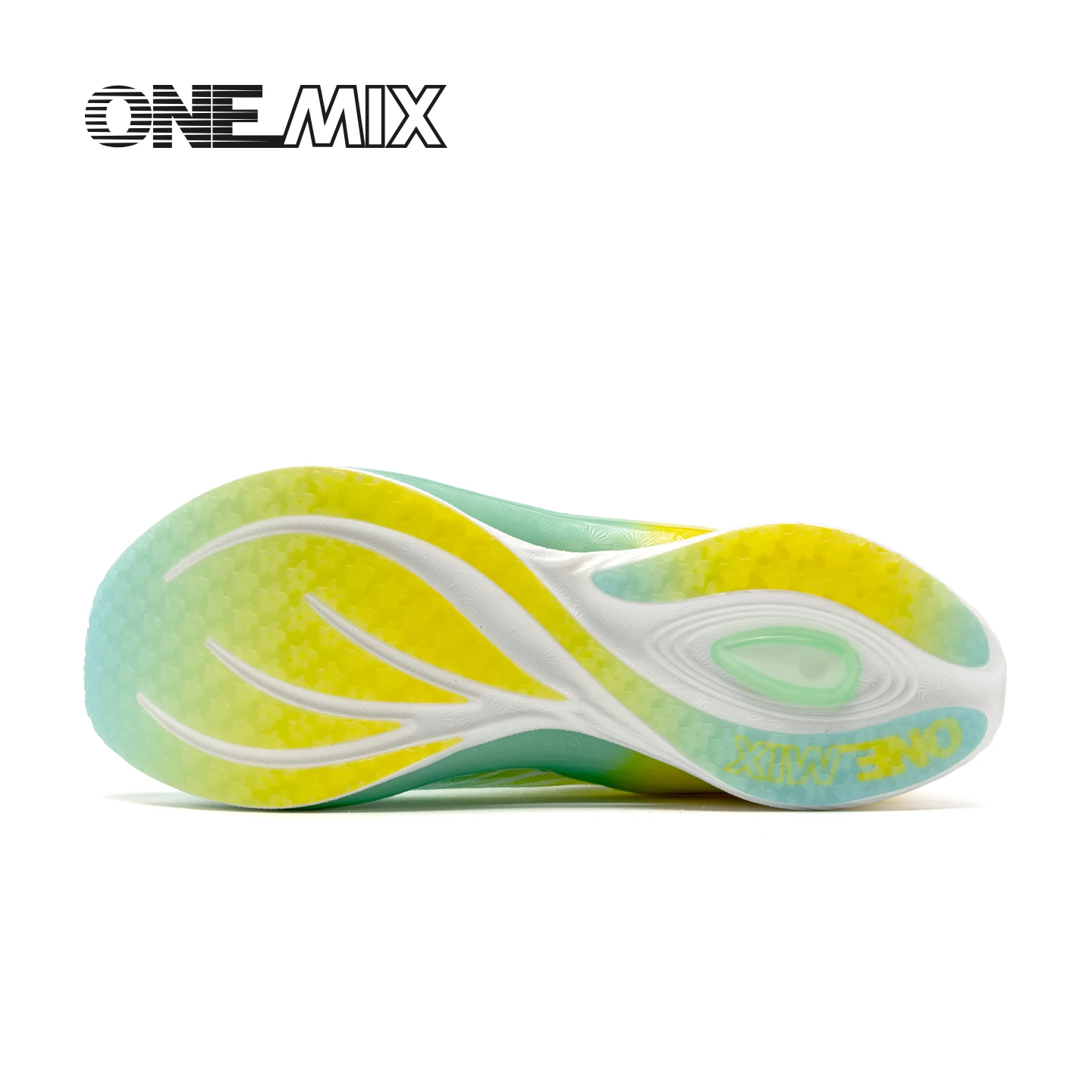 Новые гоночные кроссовки для марафонского бега с карбоновой пластиной - Фотография_6