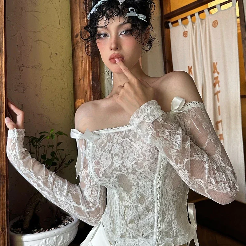 Элегантные кружевные топы с открытыми - Фотография_3