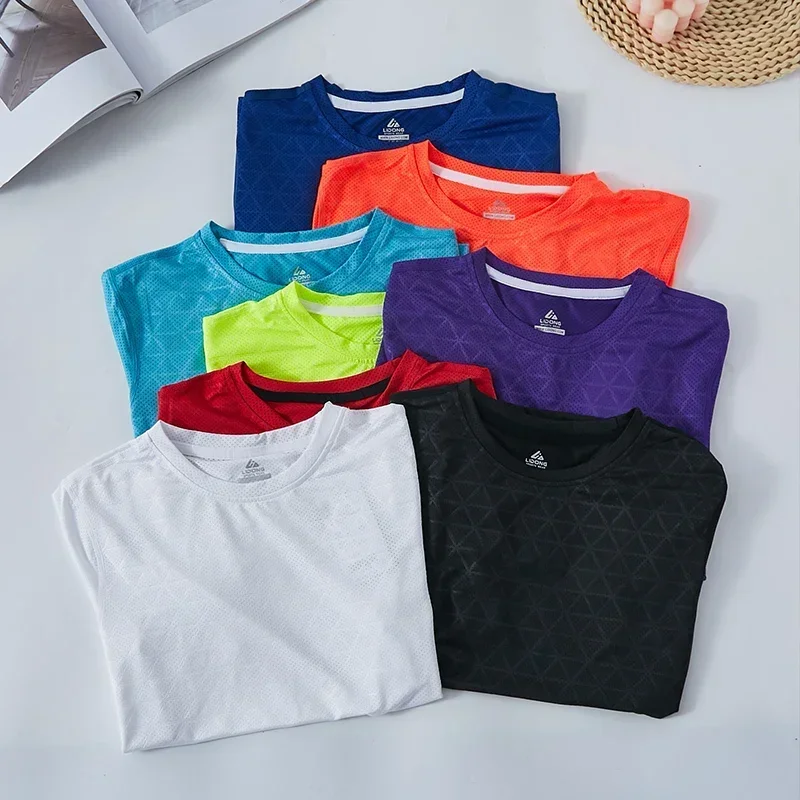 Мужская спортивная толстовка с коротким рукавом - Фотография_5