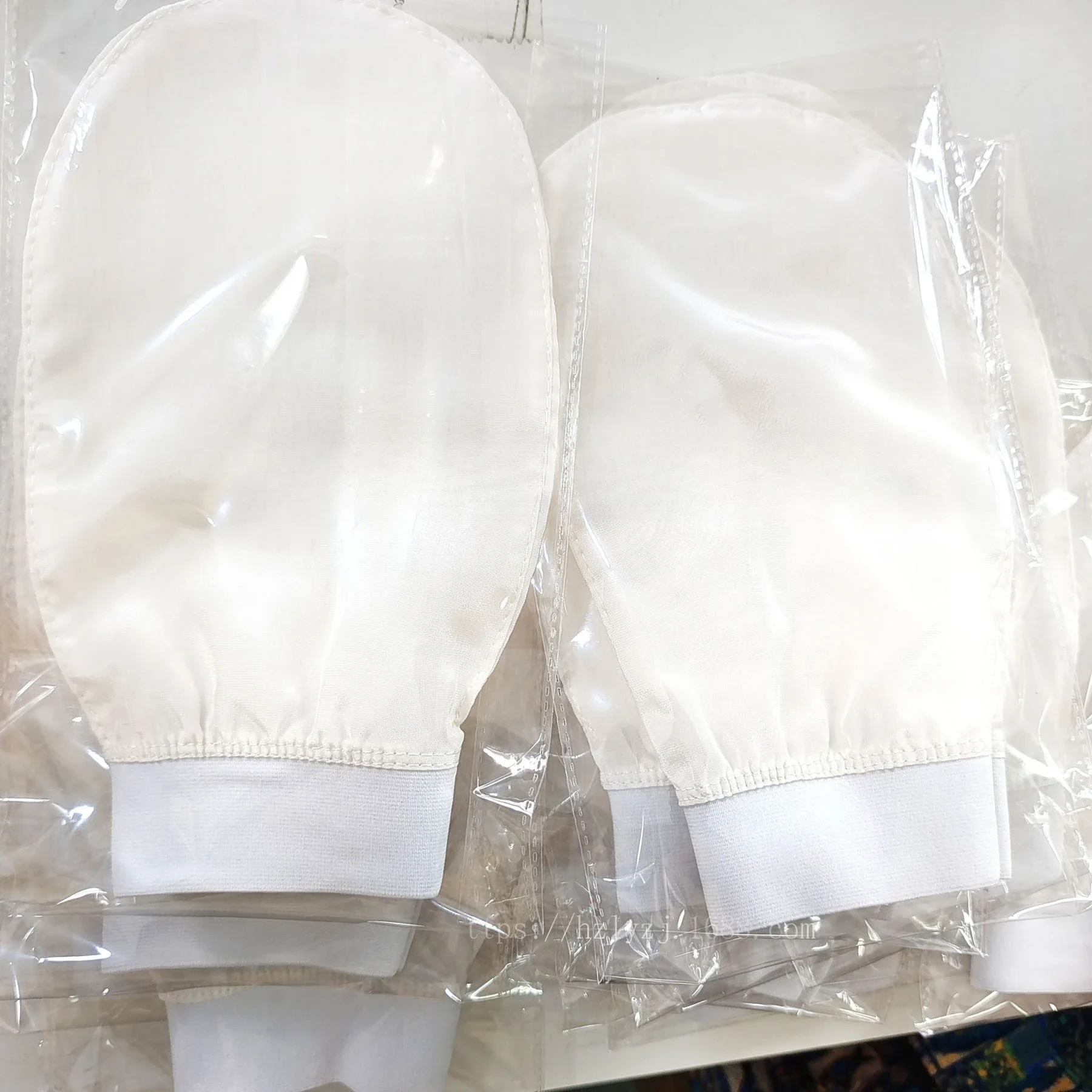 100% шелковое отшелушивающее средство для мытья лица