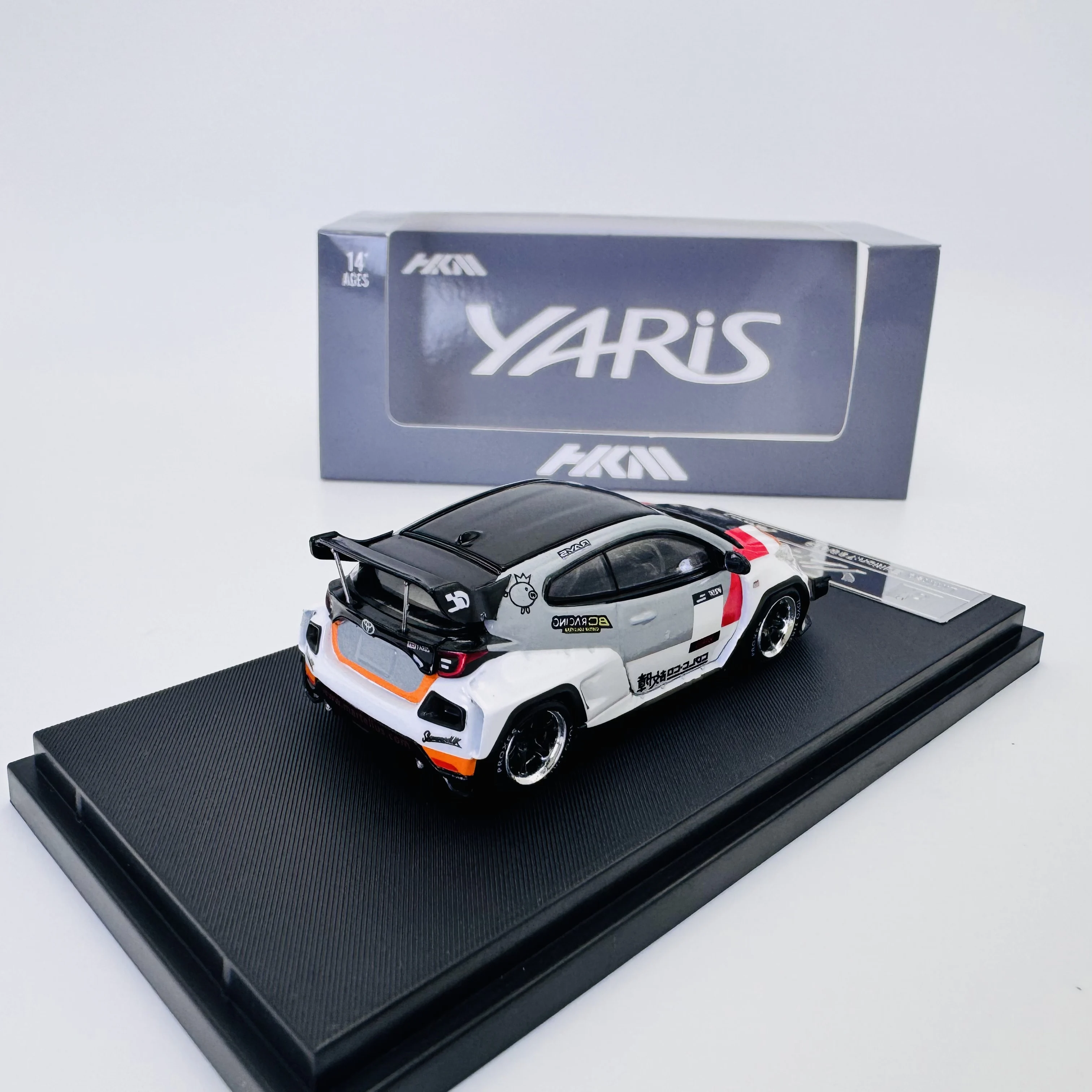 Hkm 1:64 gr yaris dazzling rocket - Фотография_4