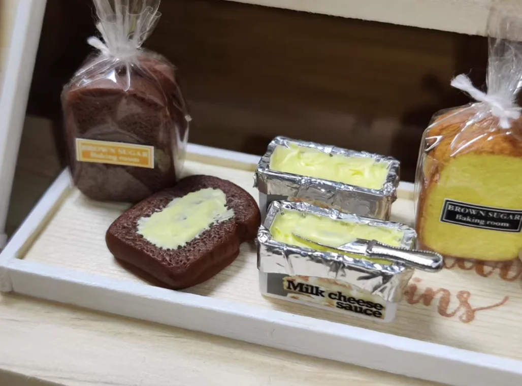 Миниатюрный кукольный домик ручной работы с лимоном и ягодами: чизкейк - Фотография_6