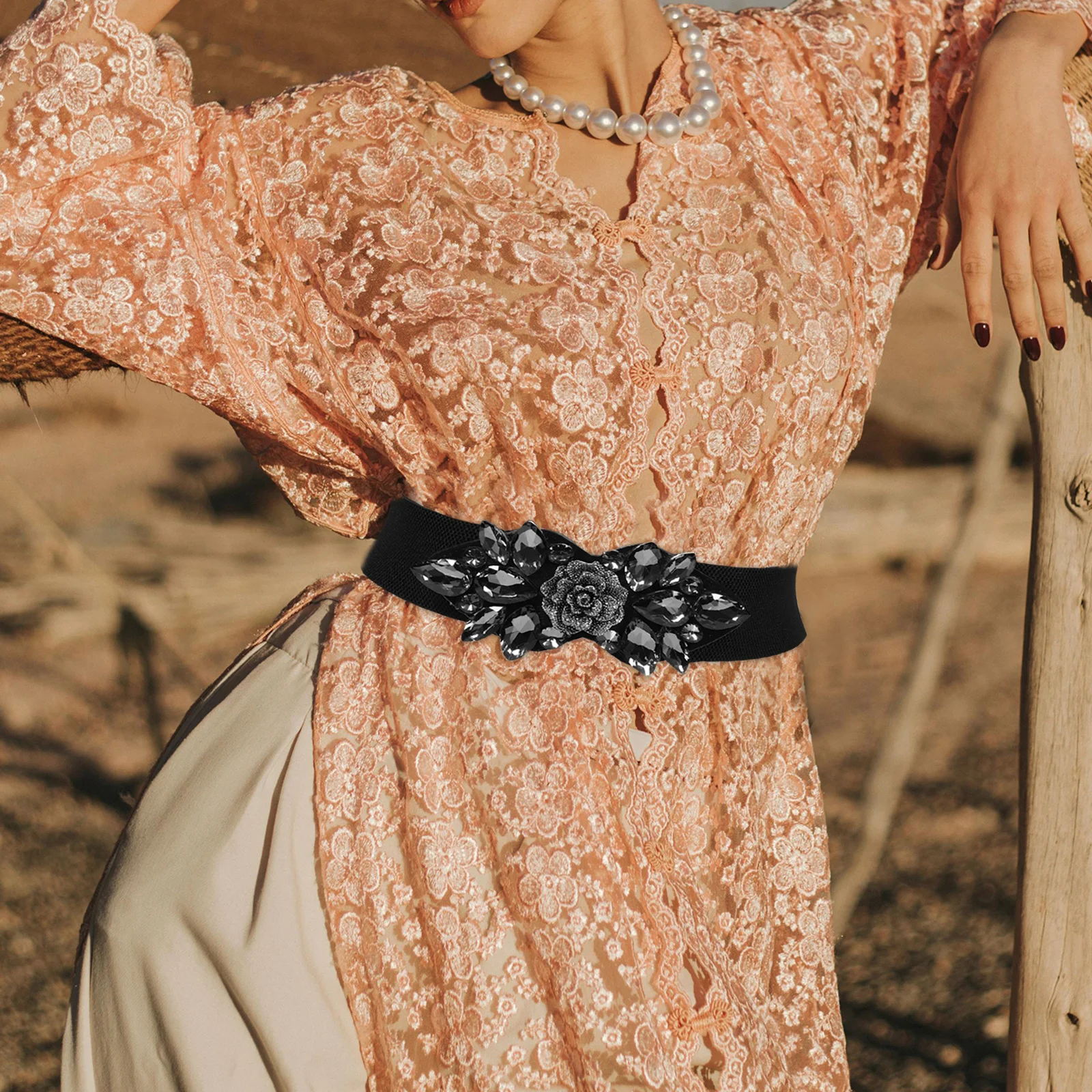 Широкий эластичный пояс со стразами - Фотография_3