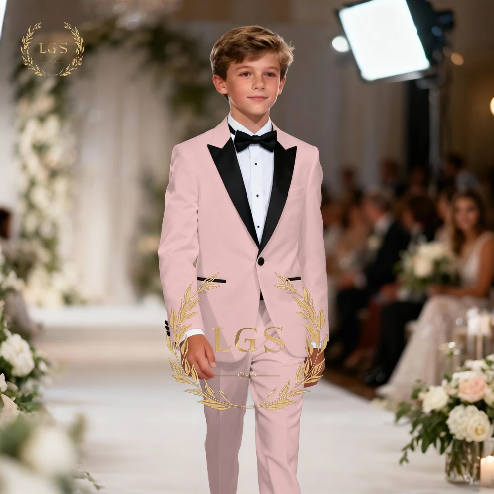 Стильный черно-белый костюм из двух предметов для мальчиков - Фотография_3