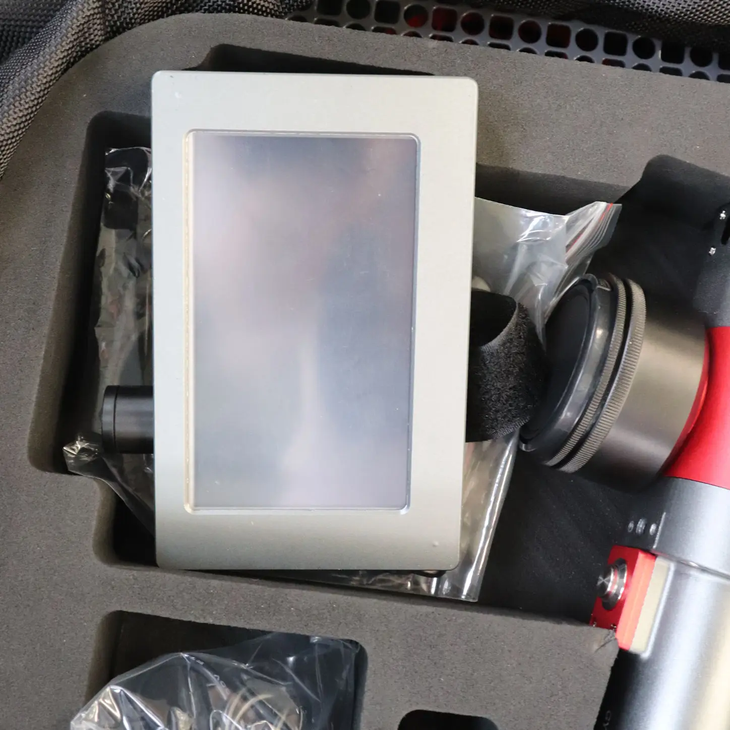 Машина для лазерной чистки чемодана - Фотография_6