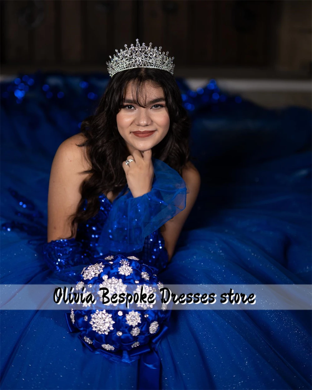 Remarkable king blue с пайетками и аппликацией - Фотография_4