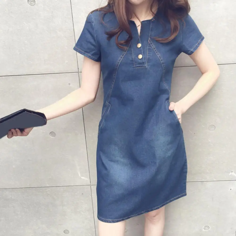 Женское джинсовое платье средней длины - Фотография_4