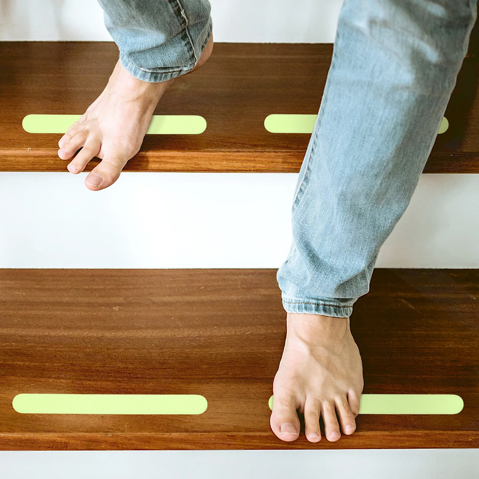 Противоскользящая лента для лестниц - Фотография_4