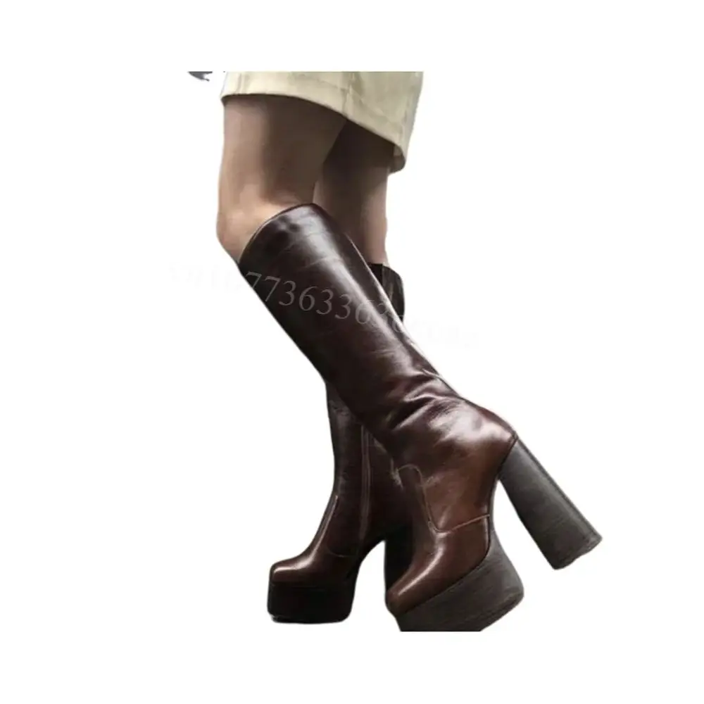 Коричневые ботинки на платформе с круглым носком - Фотография_2