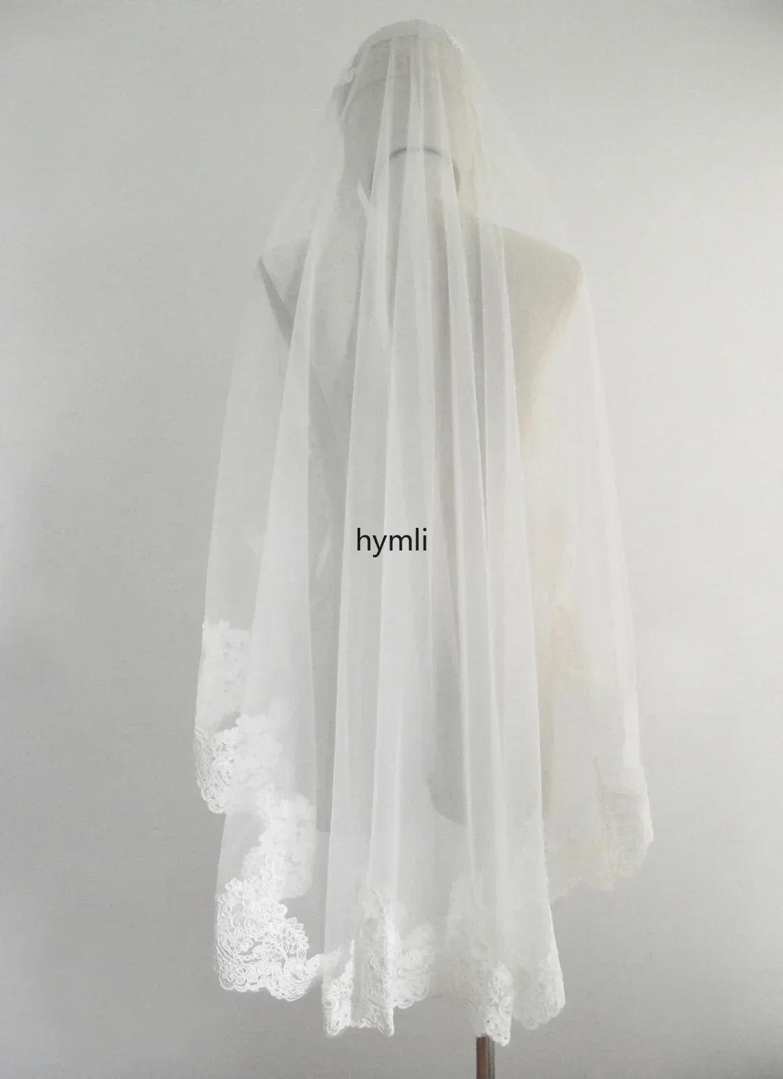 Кружевная свадебная фата mantilla длиной до кончиков пальцев - Фотография_3