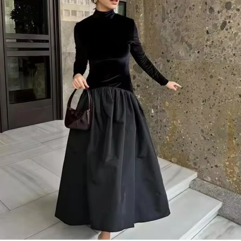 Вельветовое платье в европейском - Фотография_3